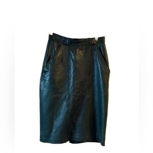 Women’s Green Vintage Faux Leather Skirt Size XS